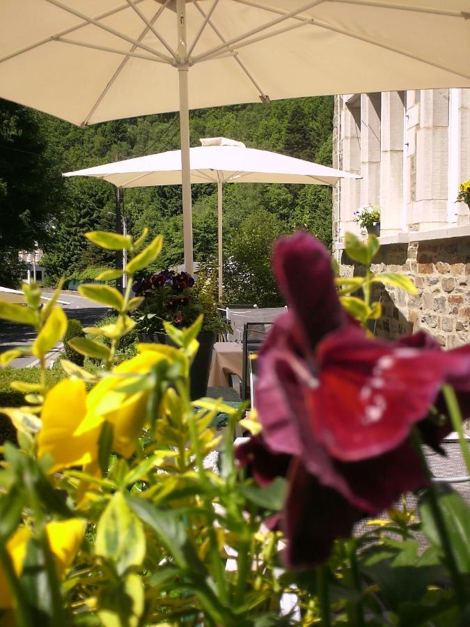 Logis L'Ermitage, Bistrot Des Saveurs Houffalize Exterior foto